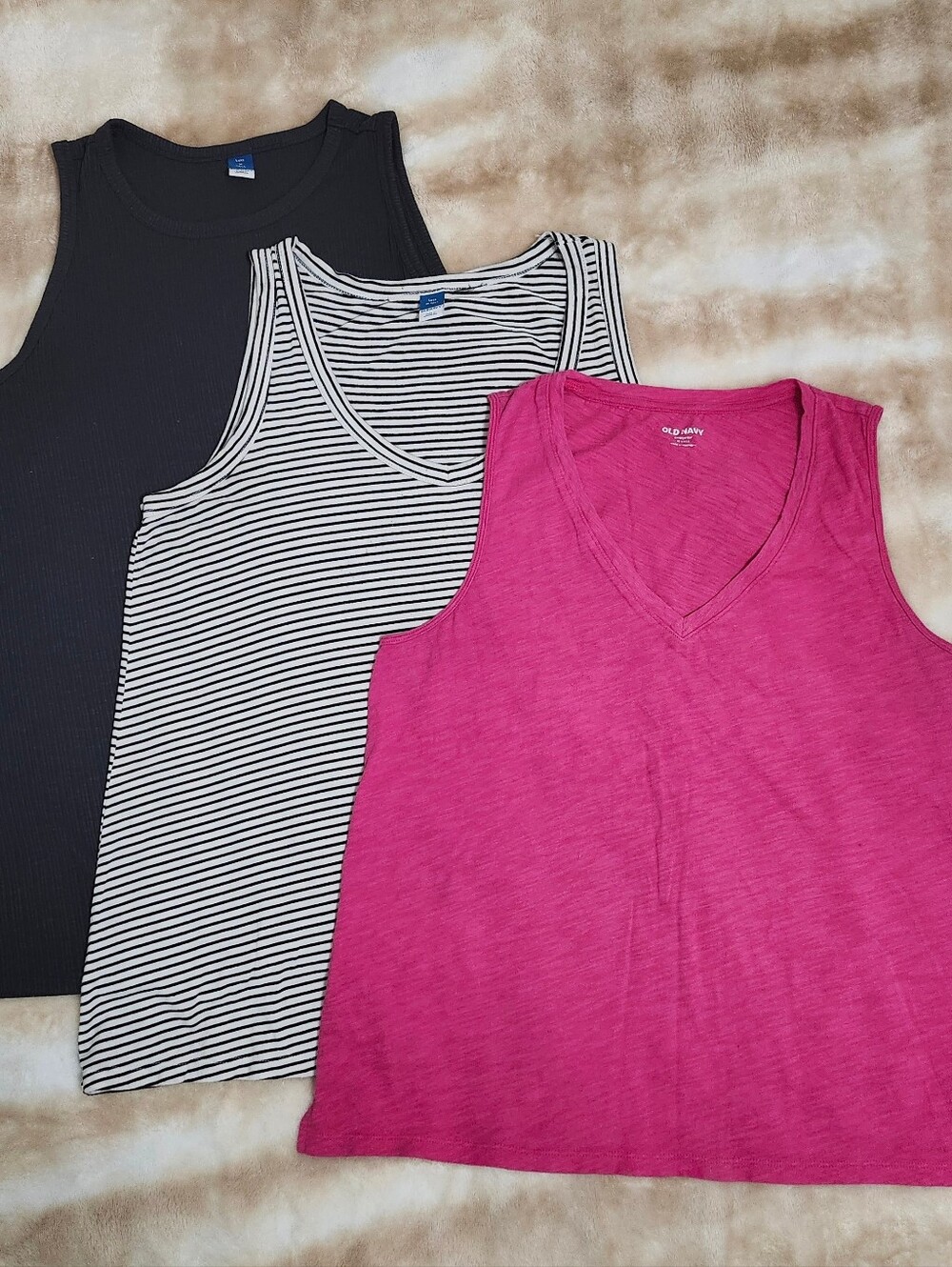 Bundle Set Of 3 Old Navy Sleeveless Shirt Tanks